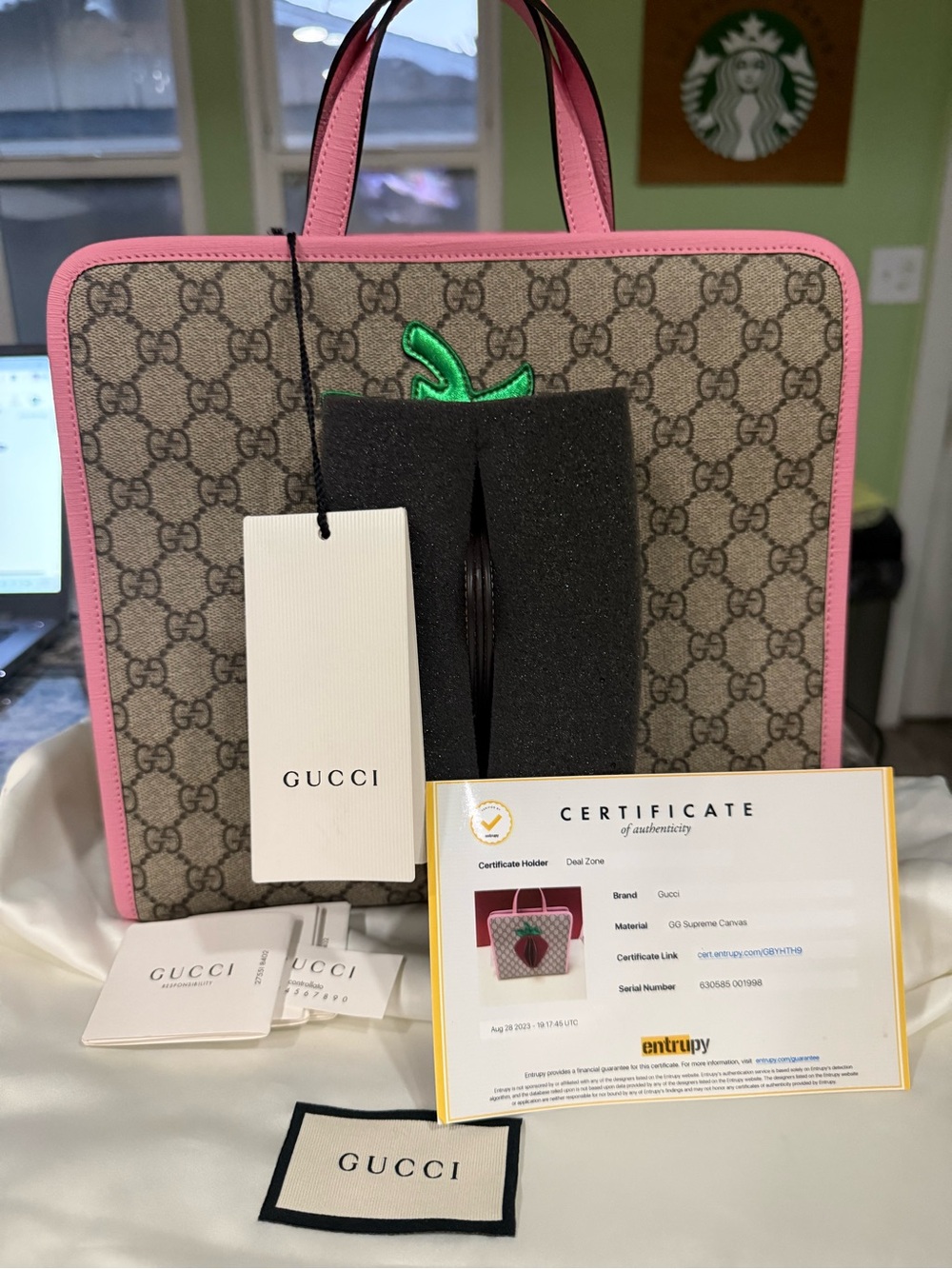 Gucci GG Supreme Canvas Pink Trim Tote with Strawberry Patch NWT